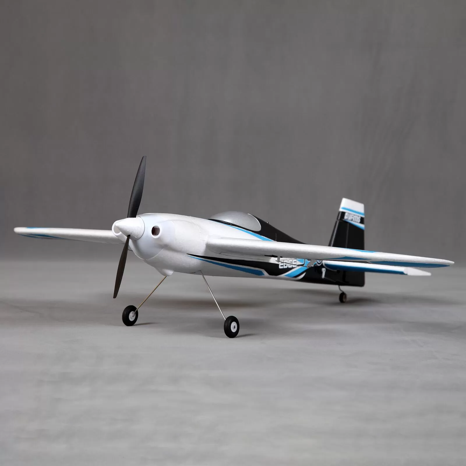 FMS Edge 540 750MM ARTF FMS120P-REFV2 5 FMS Edge 540 750MM ARTF FMS120P-REFV2 - Image 3