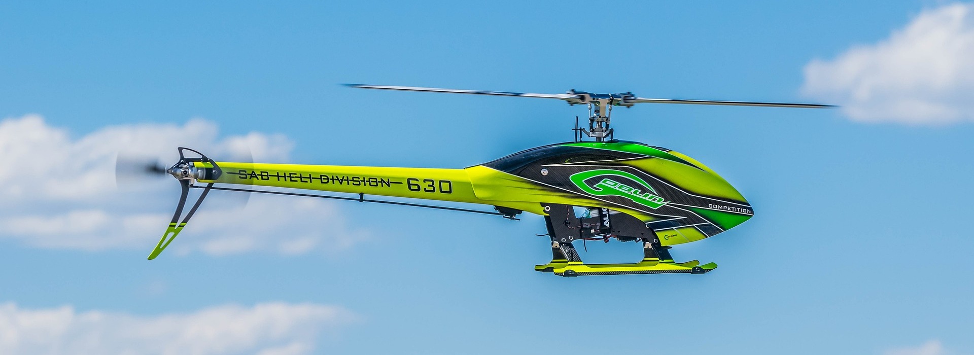 Airplane Toy Store -Airplane Toy Store flying 1853879 1920 1